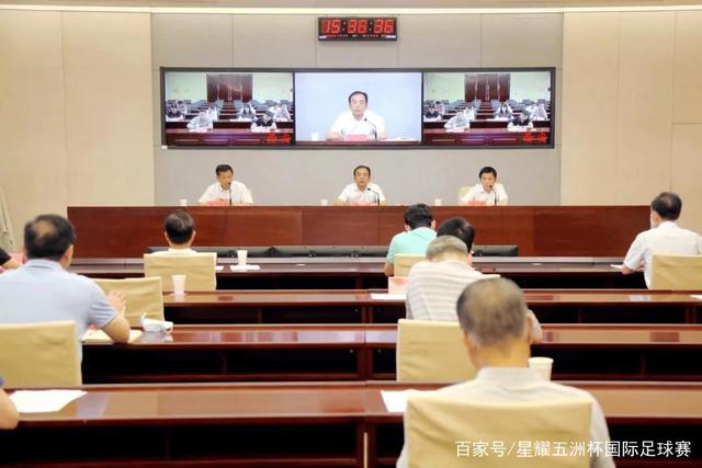 男篮惨败乌拉圭，失误频频引发热议，赵睿回归成焦点